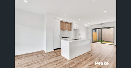 Modern Comfort Meets Style: 3-Bedroom Townhouse In The Heart Of Allira - Photo 5