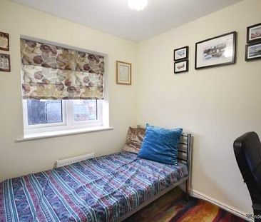 3 bedroom property to rent in Bracknell - Photo 2