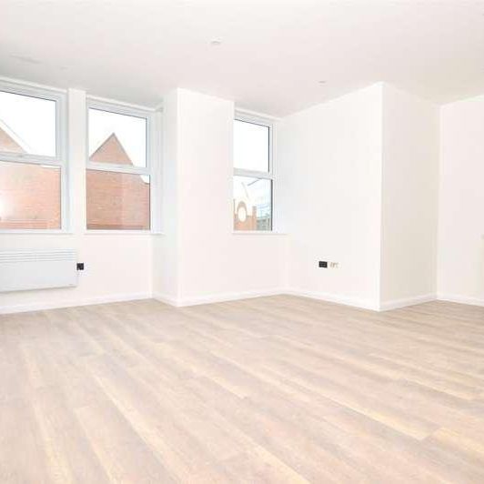 Queensway House, London Road, Redhill, Surrey, RH1 - Photo 1