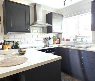 2 bedroom terraced house to rent - Photo 5