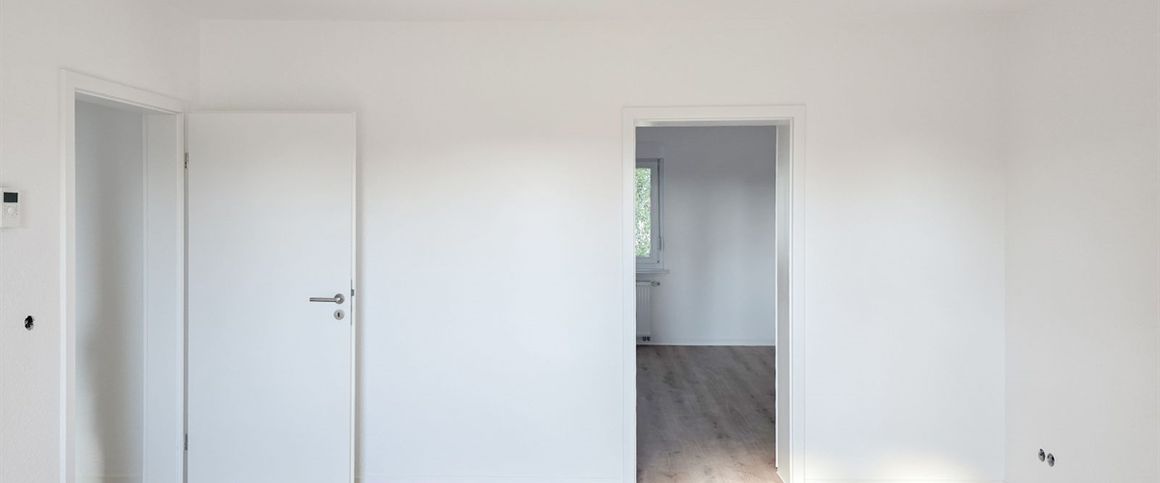 2-Zimmer-Wohnung, frisch saniert! - Foto 1