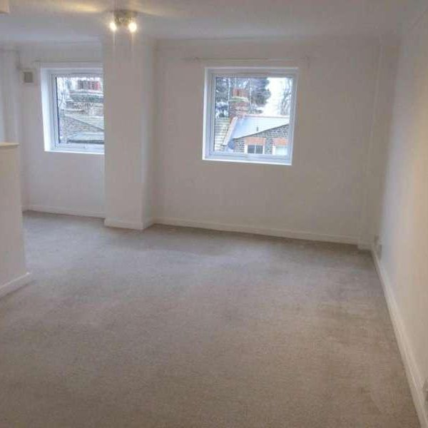 Southchurch Road, Southend On Sea, SS1 - Photo 1