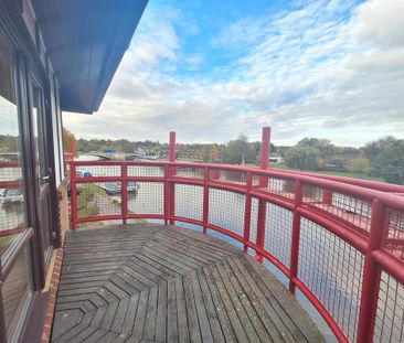 3 bedroom flat to rent - Photo 3