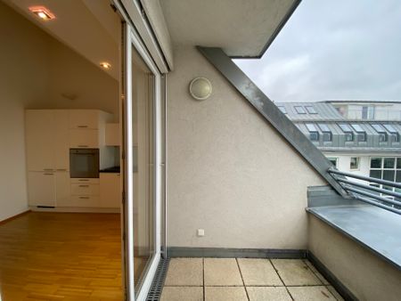 Wunderschöne 2,5 Zimmer Dachgeschoßwohnung mit Terrasse im Mitten im Herzen Wiens! - Foto 3