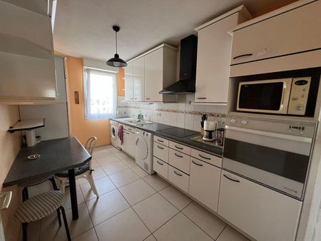 Location Appartement 3 pièces 71m² VILLEURBANNE 69100 - Photo 5