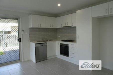2/35 Undercliff Street, NSW 2321, Cliftleigh - Photo 4