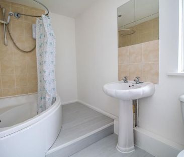 1 bedroom flat to rent - Photo 6