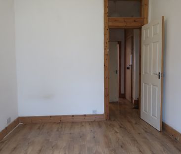 Bowman Street, Govanhill | £795 Monthly - Photo 4