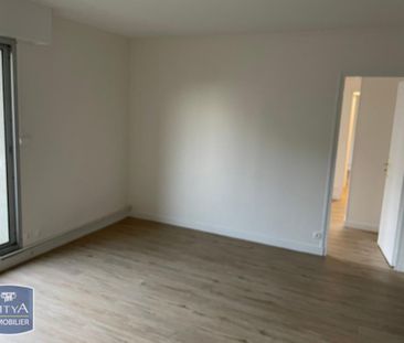 Location Appartement 5 pièces 127m² LE MANS 72000 - Photo 1