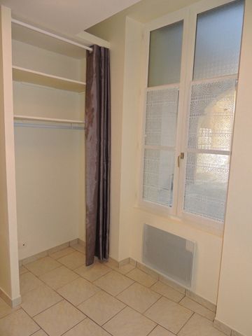 APPT T2 MEUBLE - BLOIS VIENNE - Photo 2