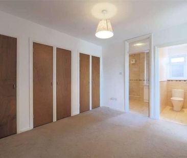 Lyonsdown Road, New Barnet, Barnet, Hertfordshire, EN5 - Photo 4