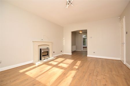 17, Ascot Gardens, Leeds, West Yorkshire, LS10 4UQ - Photo 2