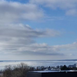 2 Mois Payé Grand et magnifique appartement condo 3 1/2 en CESSION BAIL - Photo 2