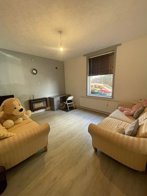 5 bedroom terraced house to rent - Photo 1