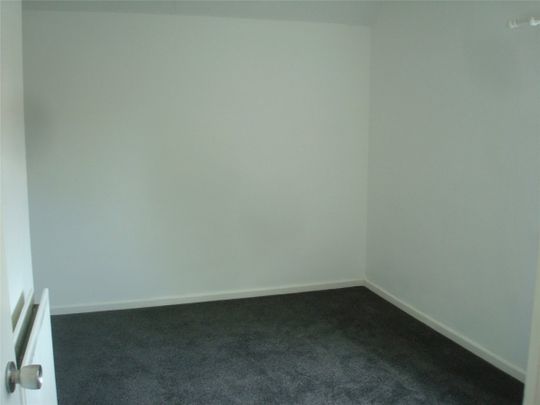 Coleman Avenue, Balderton, Newark, Nottinghamshire, NG24 - Photo 1