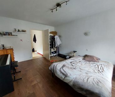 Location Appartement 2 pièces 33m² - Photo 2
