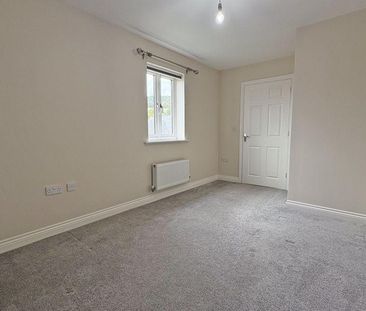 2 bedroom semi-detached house to rent - Photo 3