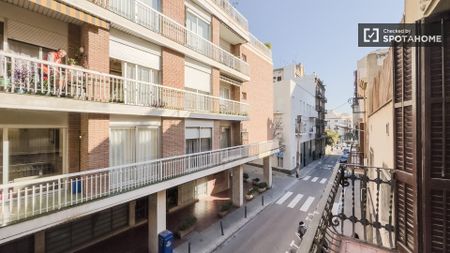 barcelona, Catalonia 08023 - Photo 3