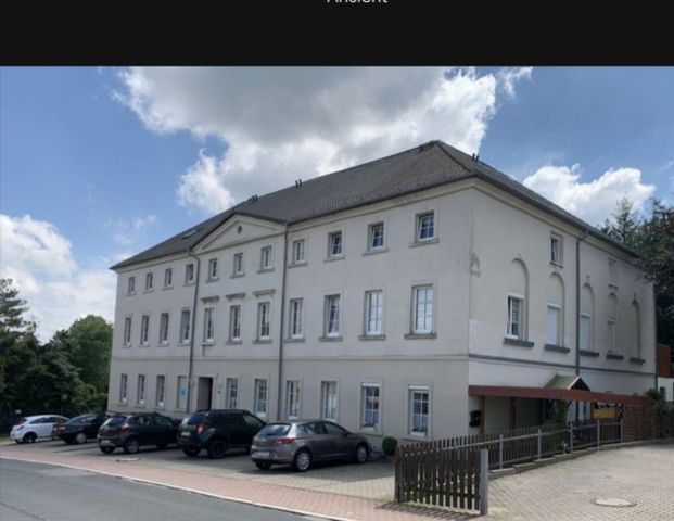 gut geschnittene 3 Zimmerwohnung mit Balkon - 2.OG - frei ab sofort, PKW-Stellplatz möglich - Photo 1