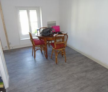 Location Appartement 1 pièce 22m² ORLEANS 45000 - Photo 2