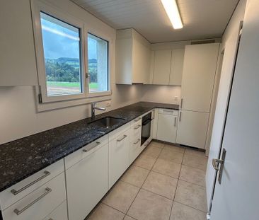 3.5 Zimmer, 96 m², 2. Stock - Photo 2