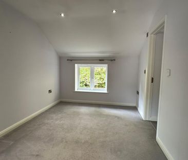 2 bedroom bungalow to rent - Photo 3