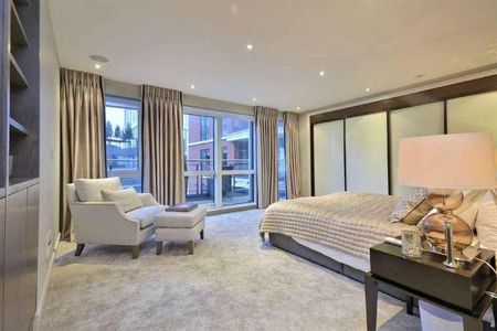 Doulton House Park Street Chelsea Creek, SW6 - Photo 5