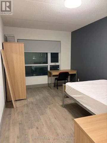 250 PHILLIP STREET - Photo 2