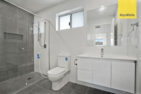 Three Bedroom Lovely and Modern Home - Photo 5