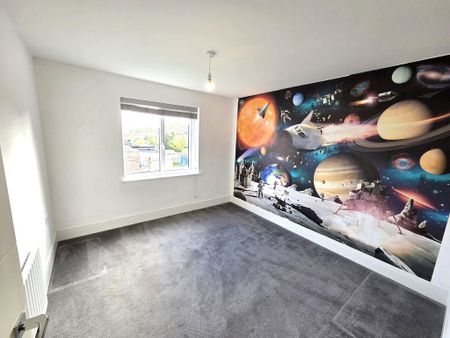 3 bedroom link detached house to rent - Photo 4