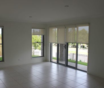 4 BEDROOM FAMILY HOME NOW READY IN UPPER COOMERA - Photo 2
