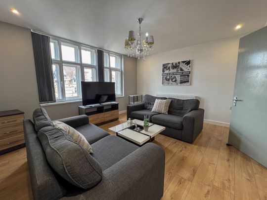 Room in a Shared Flat, The Hamptons, LE1 - Photo 1