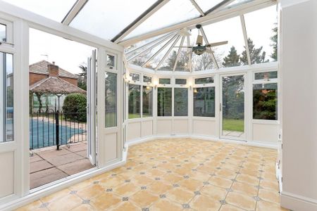 4 bedroom detached house to rent - Photo 4