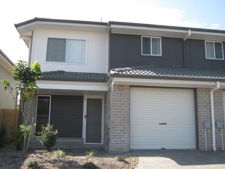 PET FRIENDLY! NEAR NORTH LAKES! - Photo 2