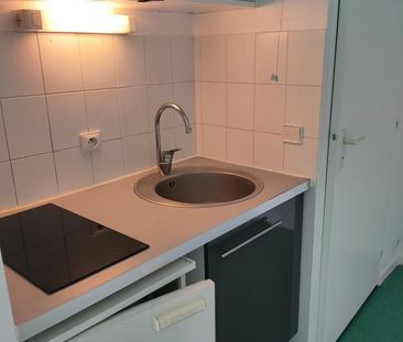 Location Appartement 1 pièce 15m² LE HAVRE 76600 - Photo 6