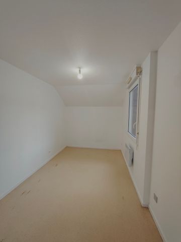 Location - Appartement T4 - 85 m² - Ornans - Photo 3
