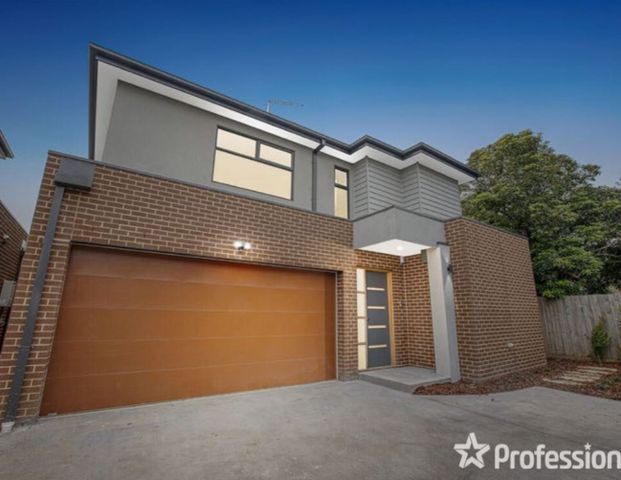 Brand New Luxury Townhouse - Photo 1