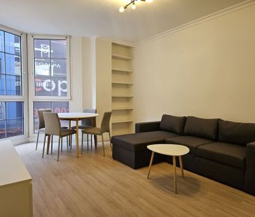 Alquiler de piso en Calle Emilio Villa, 3 - Photo 1