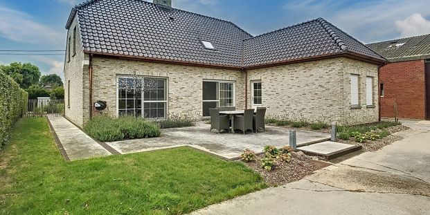 Villa te huur in Proven voor € 950 met 4 slaapkamers - Foto 1
