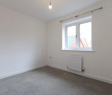4 bedroom detached house to rent - Photo 5