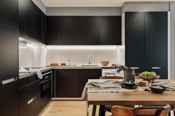 Carrer de Sicília, Barcelona, Catalonia 08013 - Photo 1