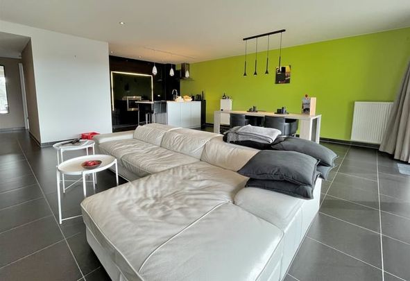 Appartement te huur - Photo 1