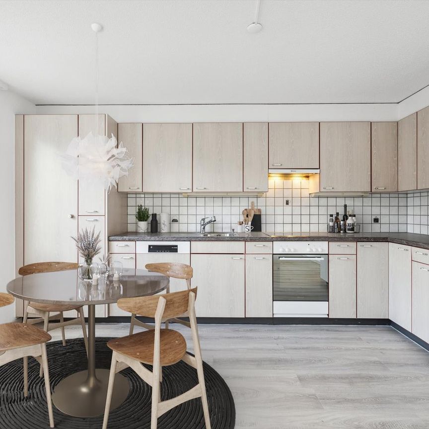 2 Zimmer, 66 m², 4. Stock - Photo 1