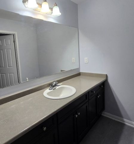 For Lease - 36 Ventura Avenue Unit# (Main & 2nd Flr), Brampton, Ontario - Photo 5