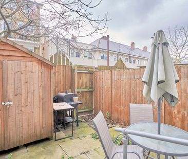 Howcroft House – Room 3 - Photo 3