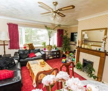 3 bedroom bungalow to rent - Photo 2