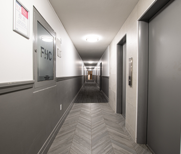 130 Gowan Ave - Photo 3 | Rentumo