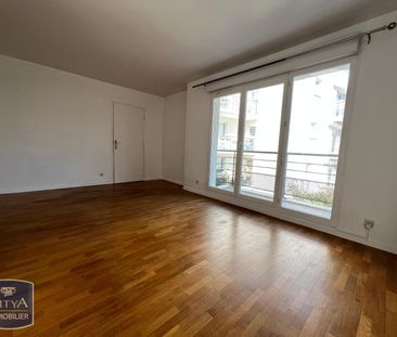 Location Appartement 2 pièces 45m² ST CYR L ECOLE 78210 - Photo 2