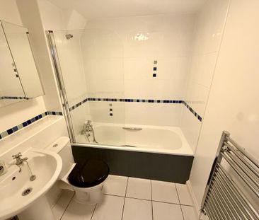 2 bedroom flat to rent - Photo 5