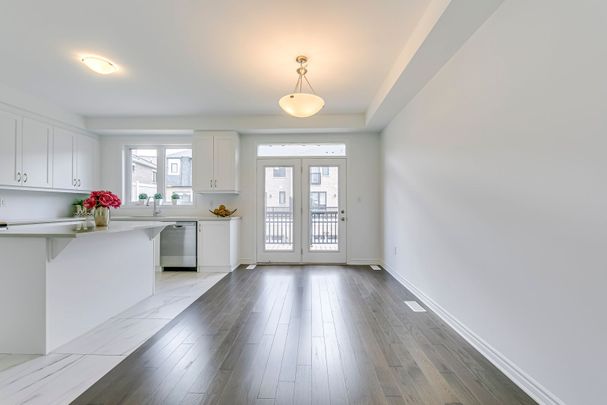 For Lease - 1344 Ripplewood Avenue, Oakville, Ontario - Photo 1